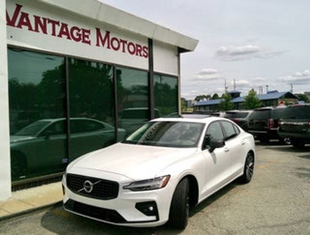 2024 VOLVO S60 Core for sale