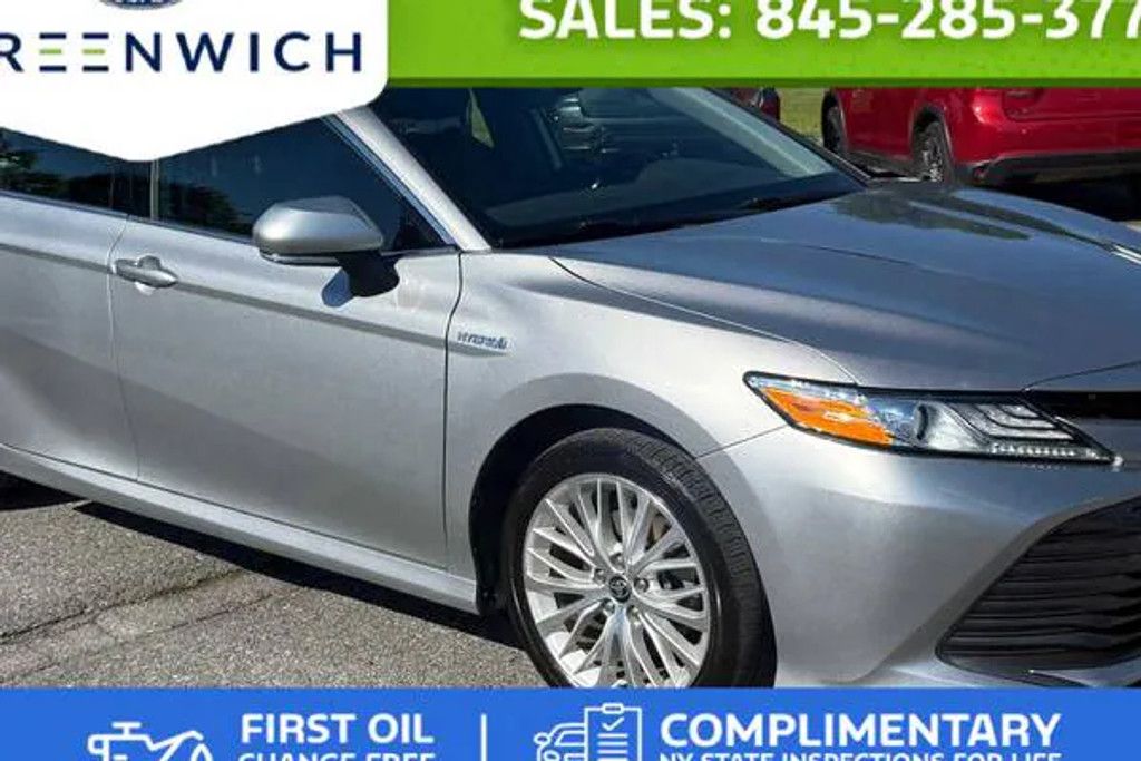 2020 TOYOTA Camry XLE for sale at Greenwich Ford