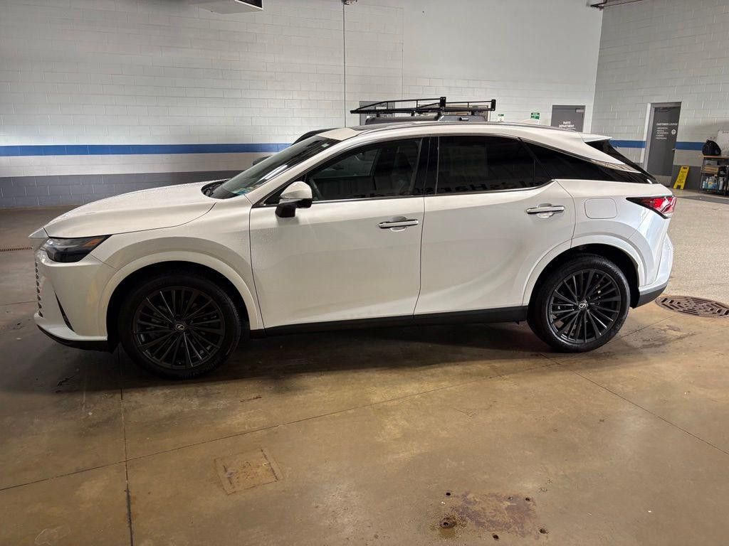 2025 LEXUS RX - photo 5
