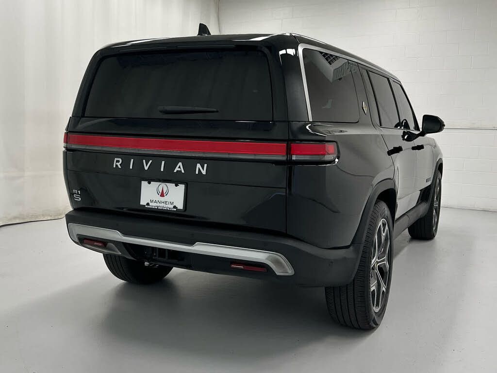2025 RIVIAN R1S - photo 12