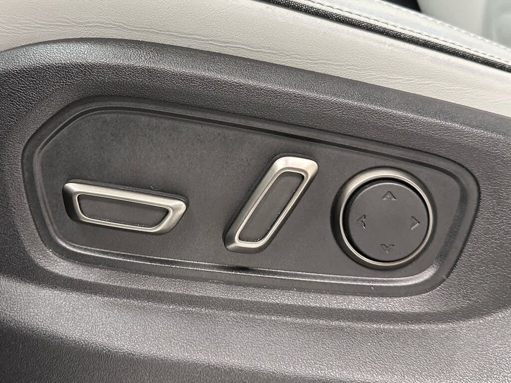 2025 RIVIAN R1S - photo 23