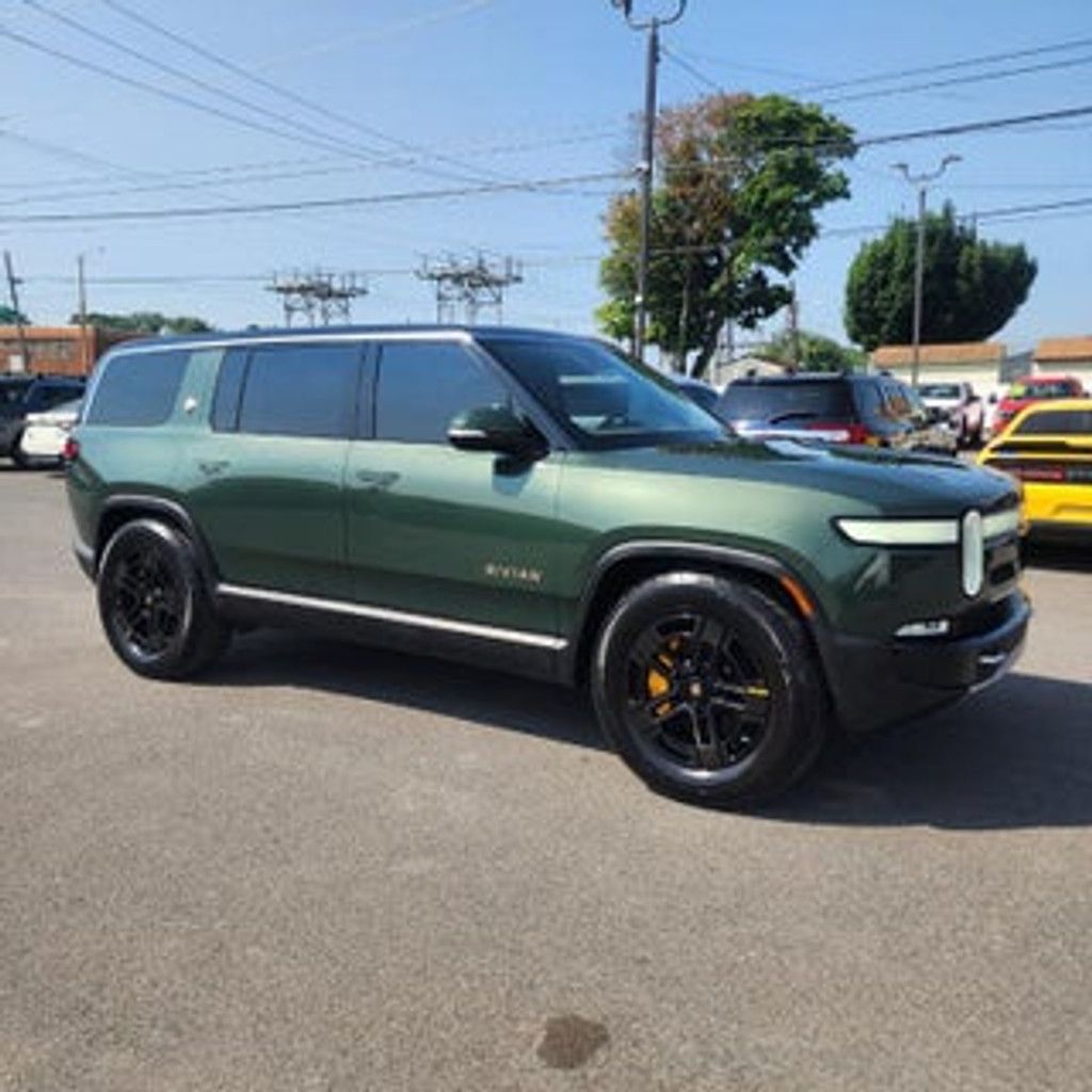 2023 RIVIAN R1S - photo 10