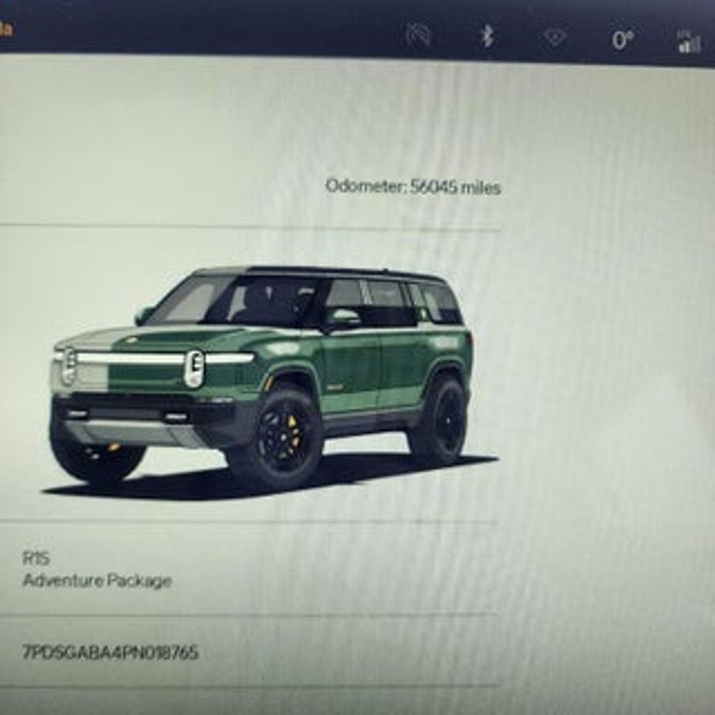 2023 RIVIAN R1S - photo 16