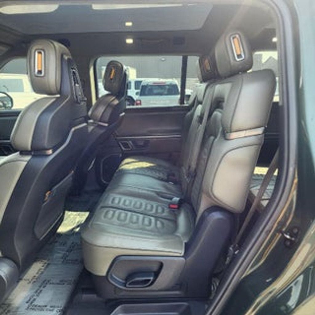 2023 RIVIAN R1S - photo 30