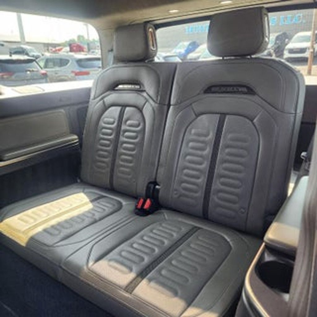 2023 RIVIAN R1S - photo 32