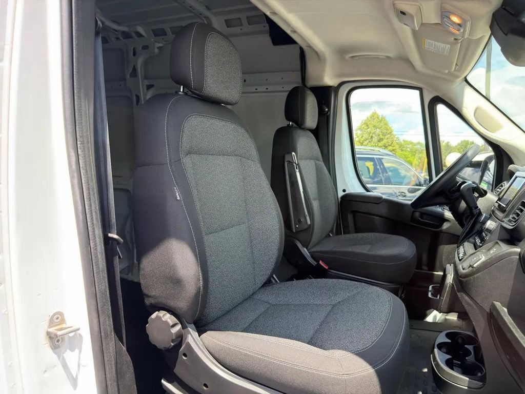 2024 RAM ProMaster 2500 - photo 12