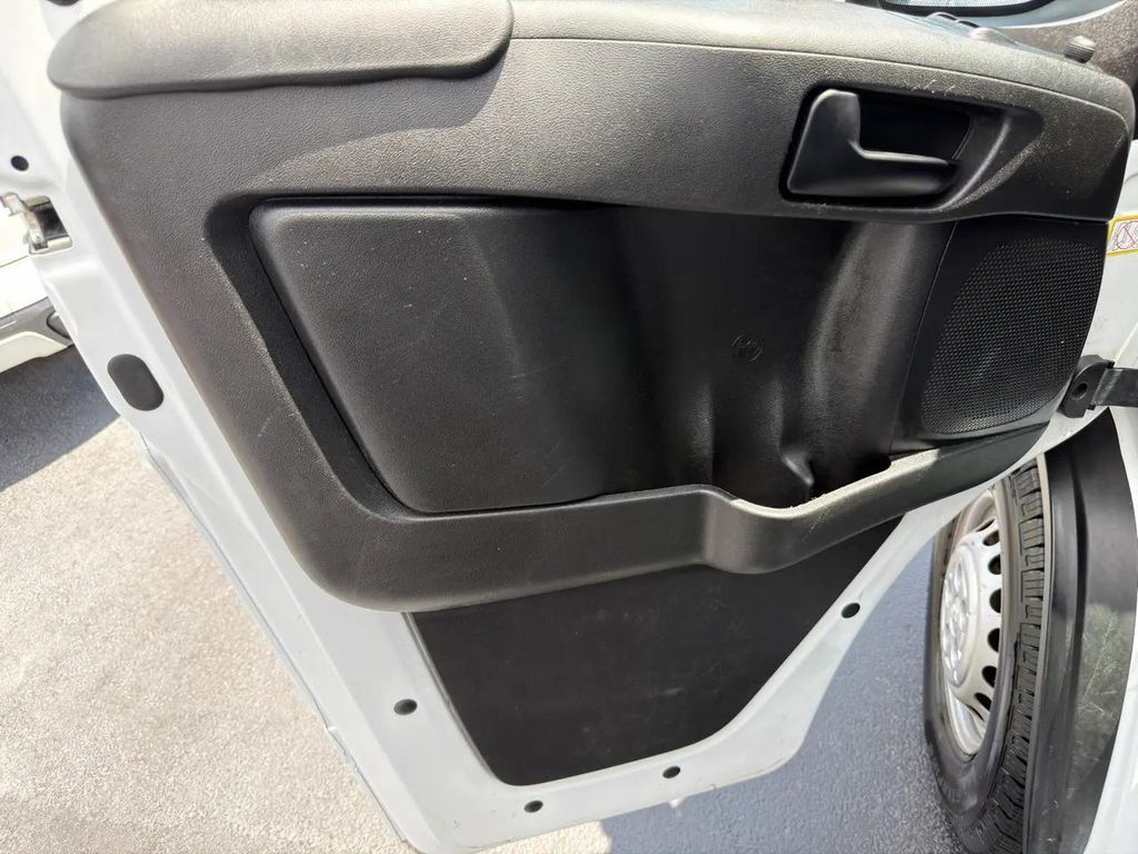 2024 RAM ProMaster 2500 - photo 14