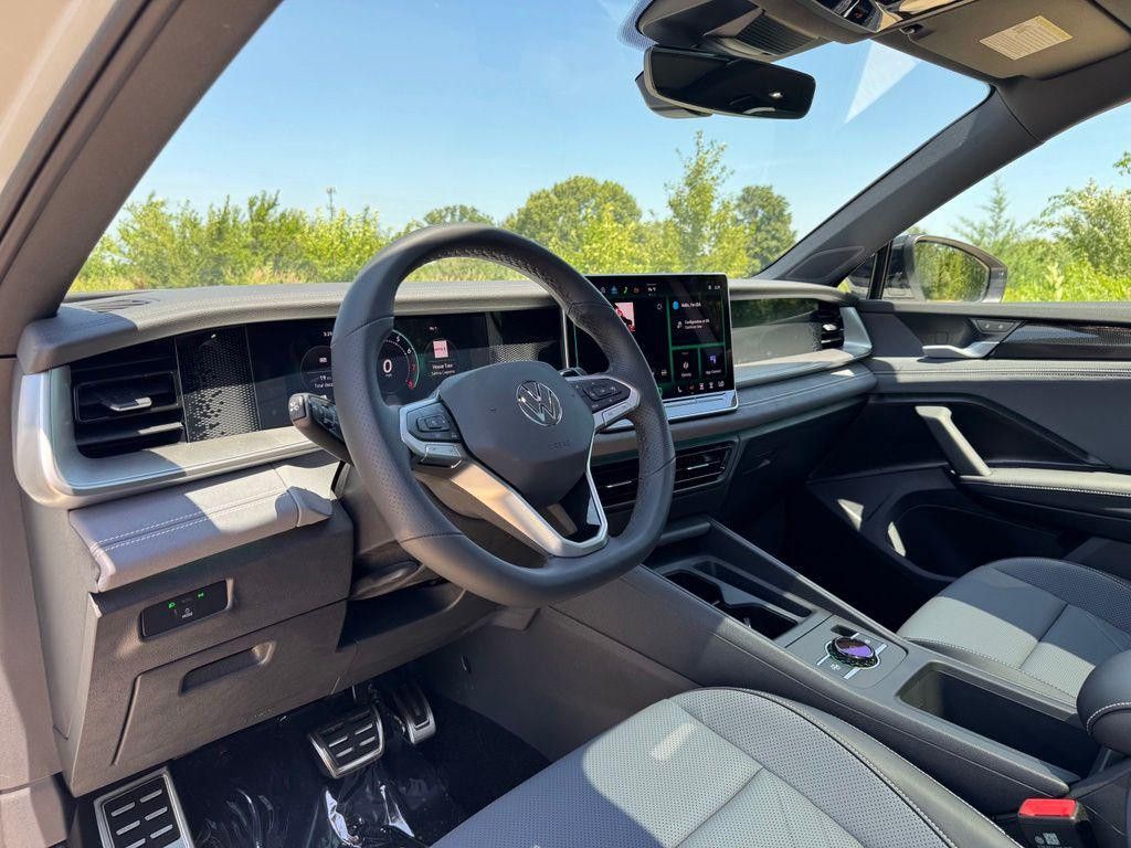 2026 VOLKSWAGEN Tiguan - photo 4