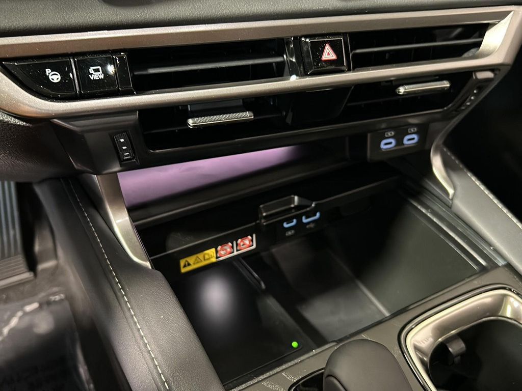 2026 LEXUS RX - photo 7