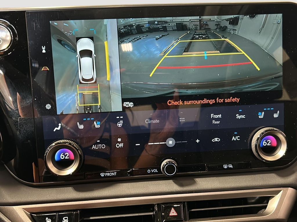 2026 LEXUS RX - photo 8