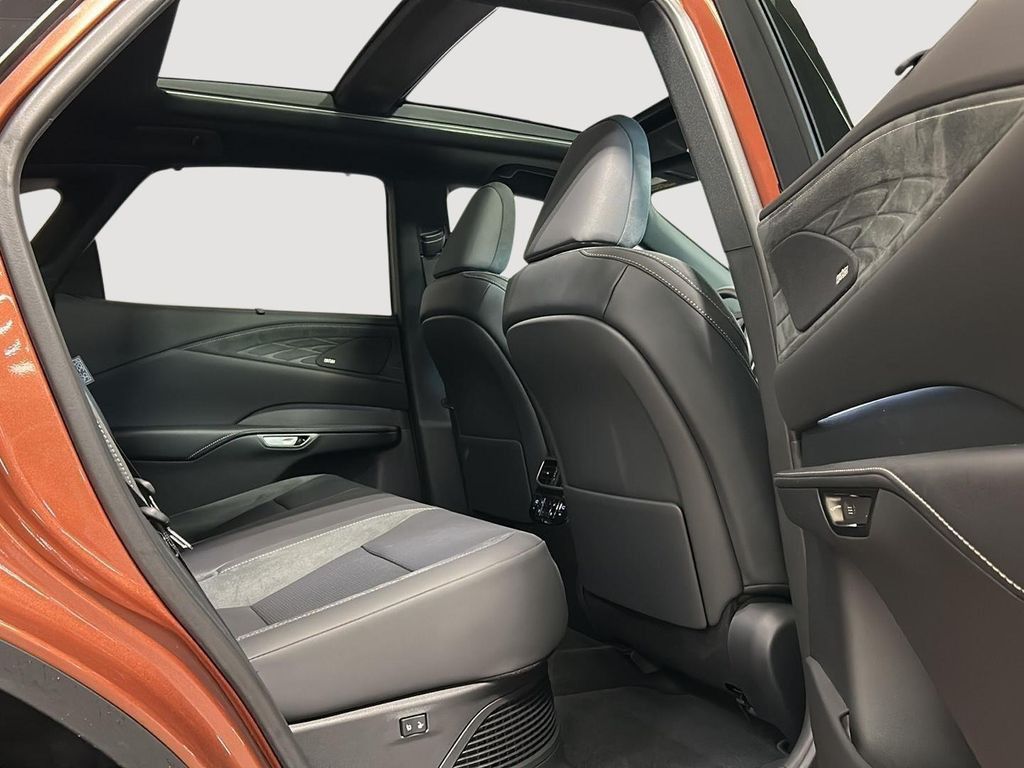 2026 LEXUS RX - photo 13