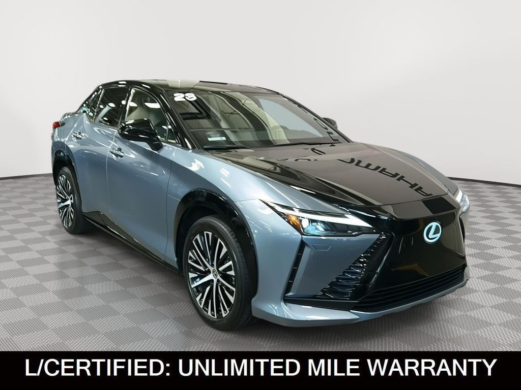 2023 LEXUS RZ - photo 2