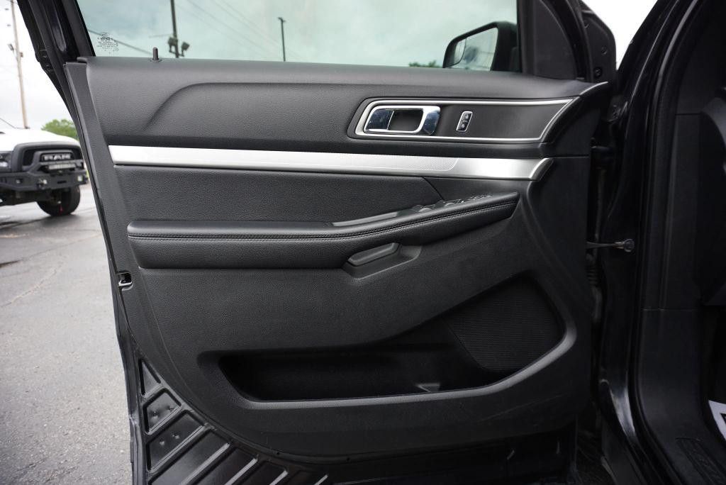2016 FORD Explorer - photo 11