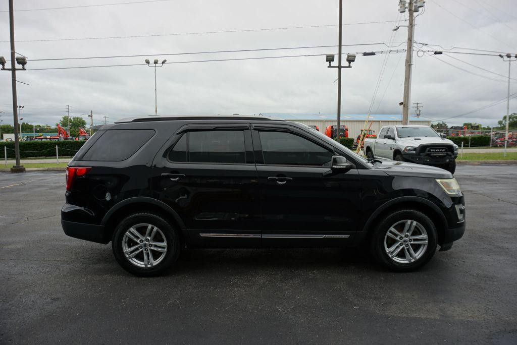2016 FORD Explorer - photo 4