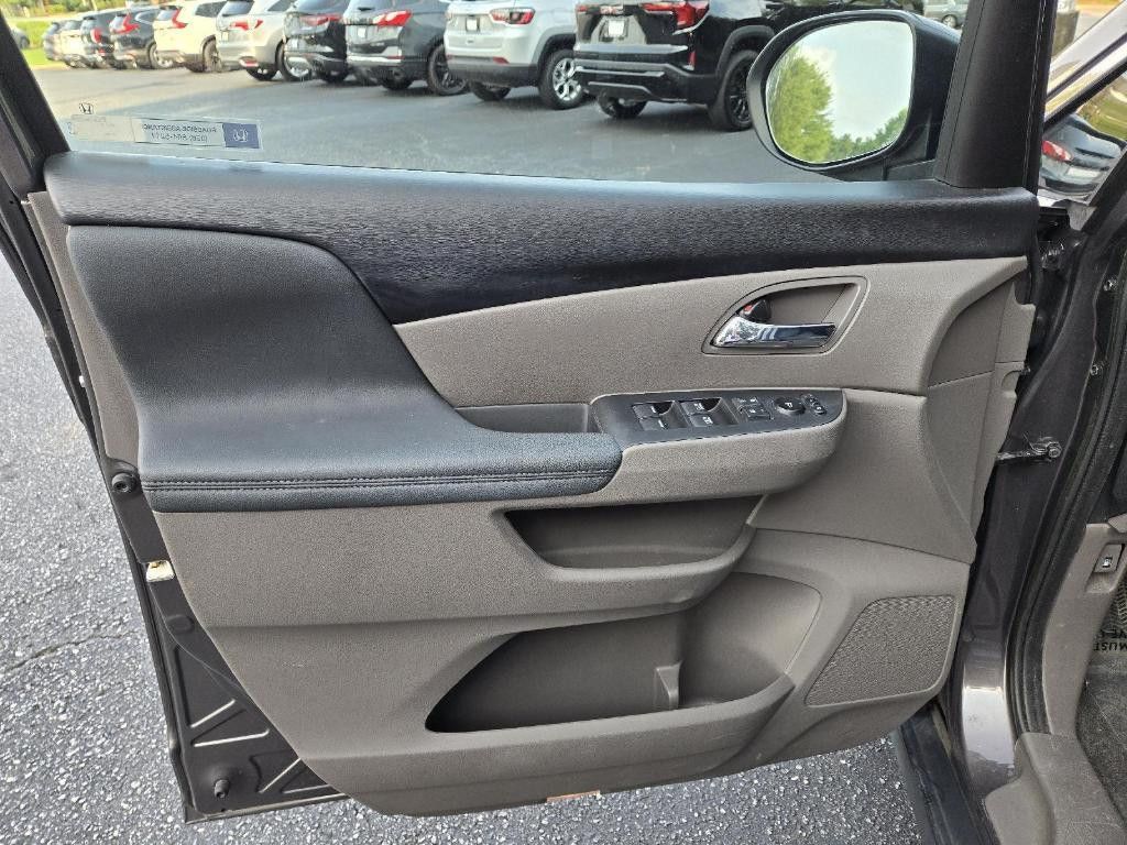 2017 HONDA Odyssey - photo 9