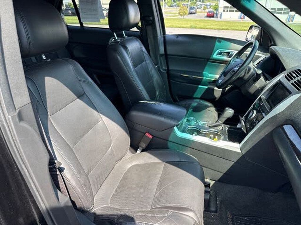 2015 FORD Explorer - photo 13