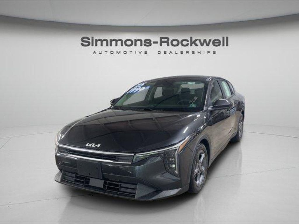 2025 Kia K4 LX LXS