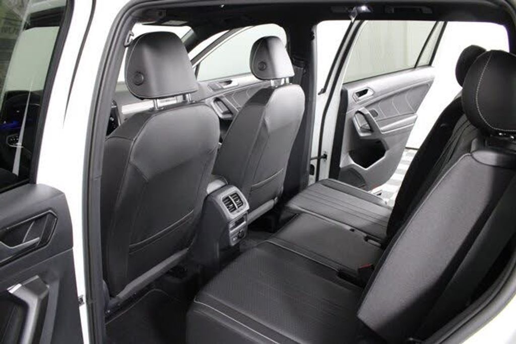 2023 VOLKSWAGEN Tiguan - photo 26