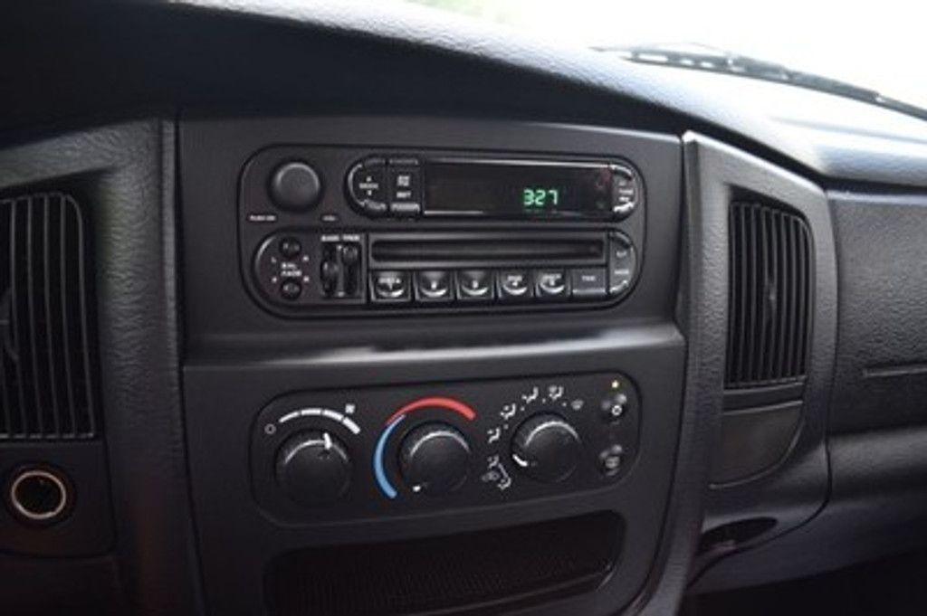 2004 DODGE Ram - photo 19