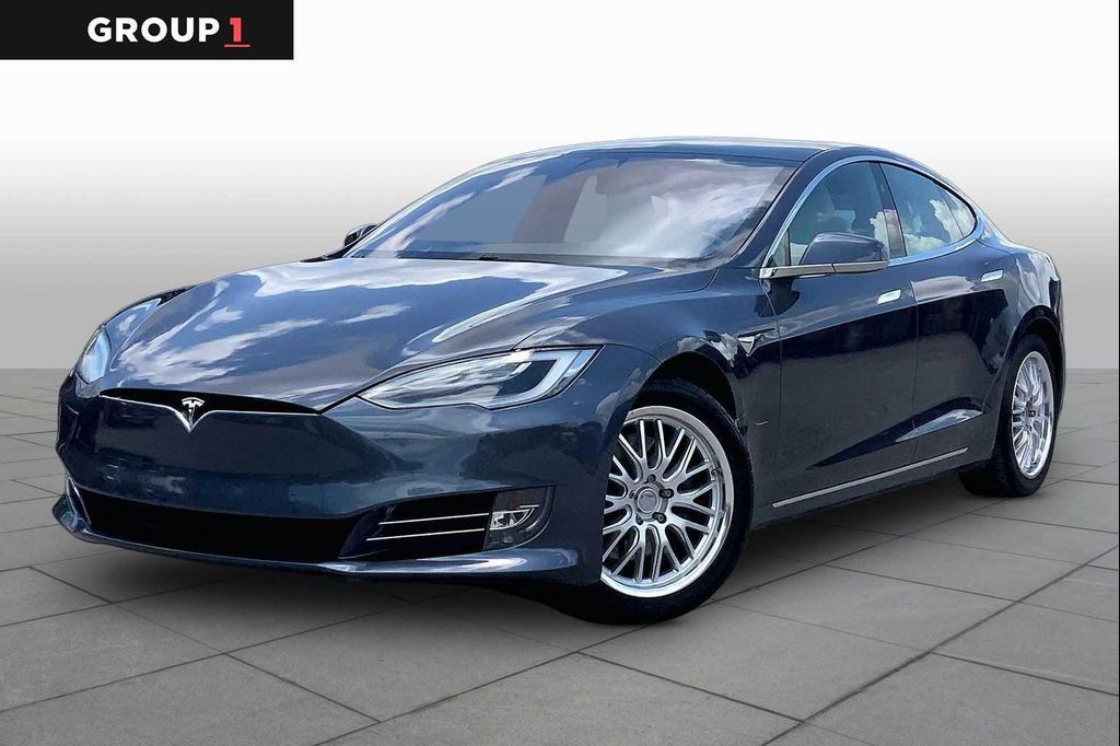 2020 Tesla Model S Long Range Plus