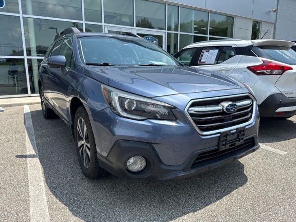2018 Subaru Outback Limited M R