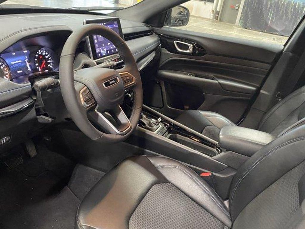 2026 JEEP Compass - photo 10