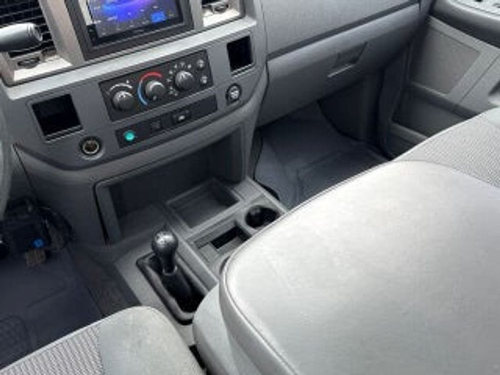 2005 DODGE Ram - photo 11