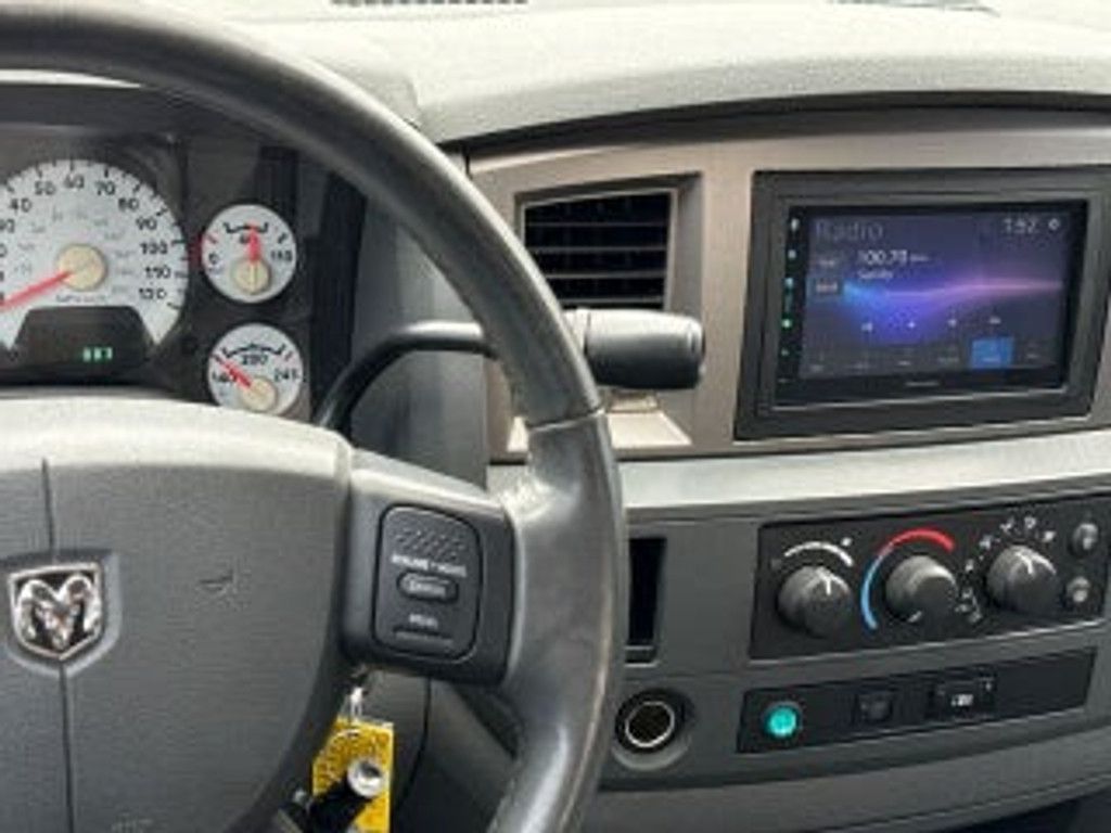 2005 DODGE Ram - photo 13