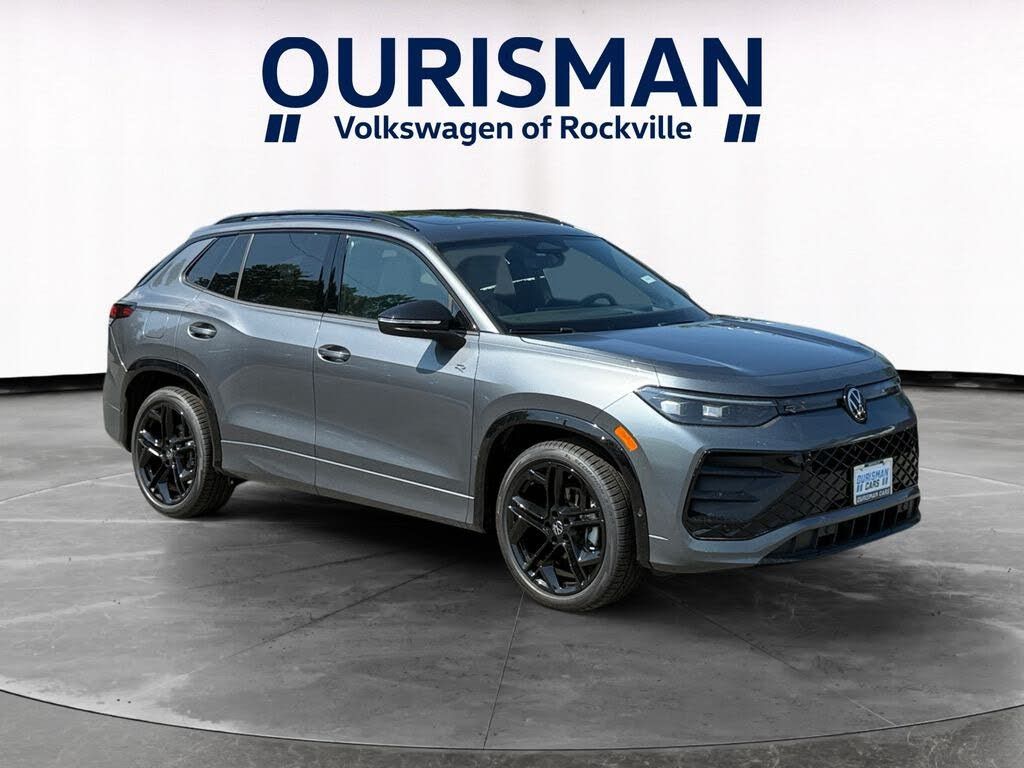 2026 Volkswagen Tiguan SE R Line
