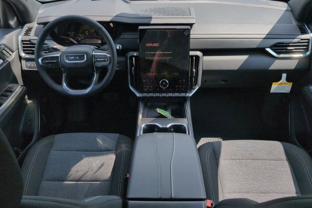 2026 GMC Acadia - photo 13