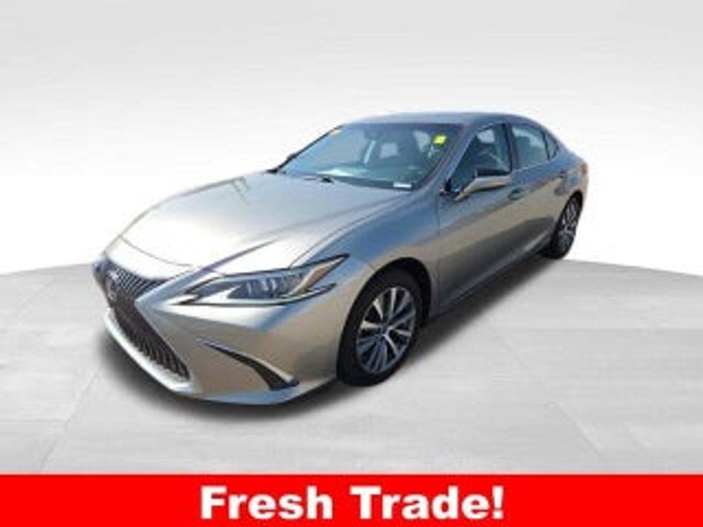 2019 Lexus ES 300H