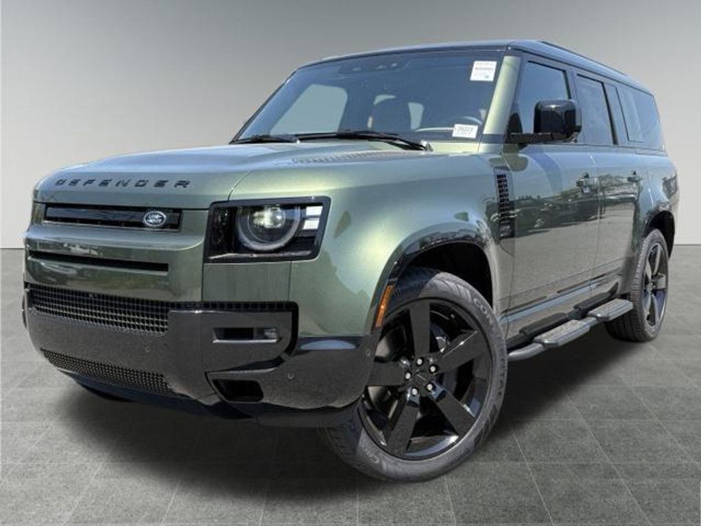 2026 Land Rover Defender 130 X Dynamic