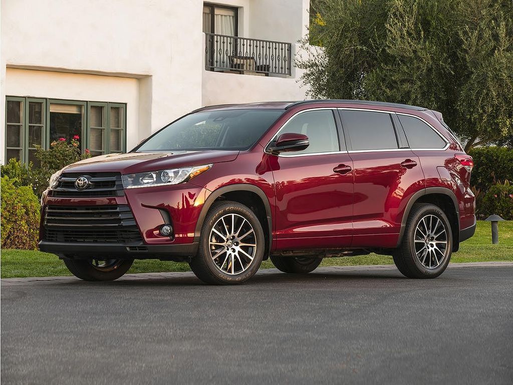 2018 Toyota Highlander SE XLE