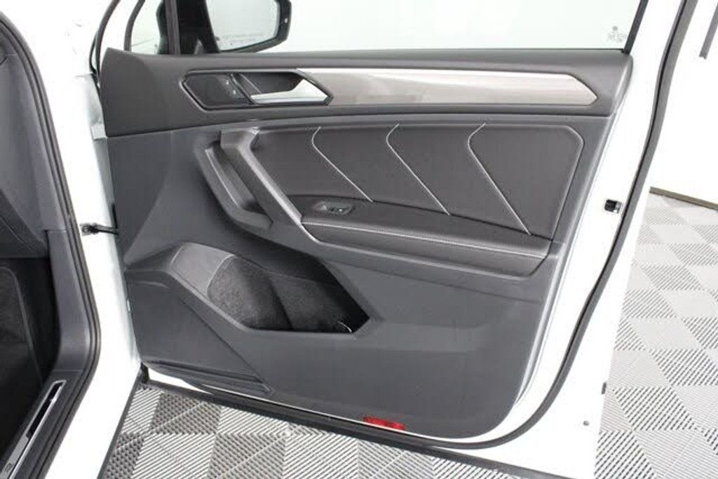 2023 VOLKSWAGEN Tiguan - photo 19