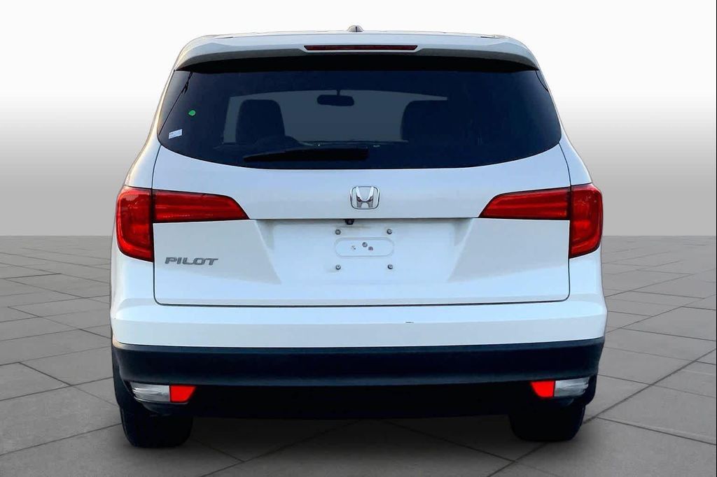 2016 HONDA Pilot - photo 6