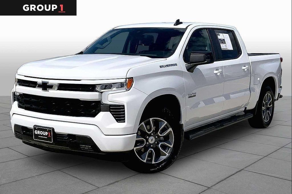 2022 Chevrolet Silverado RST