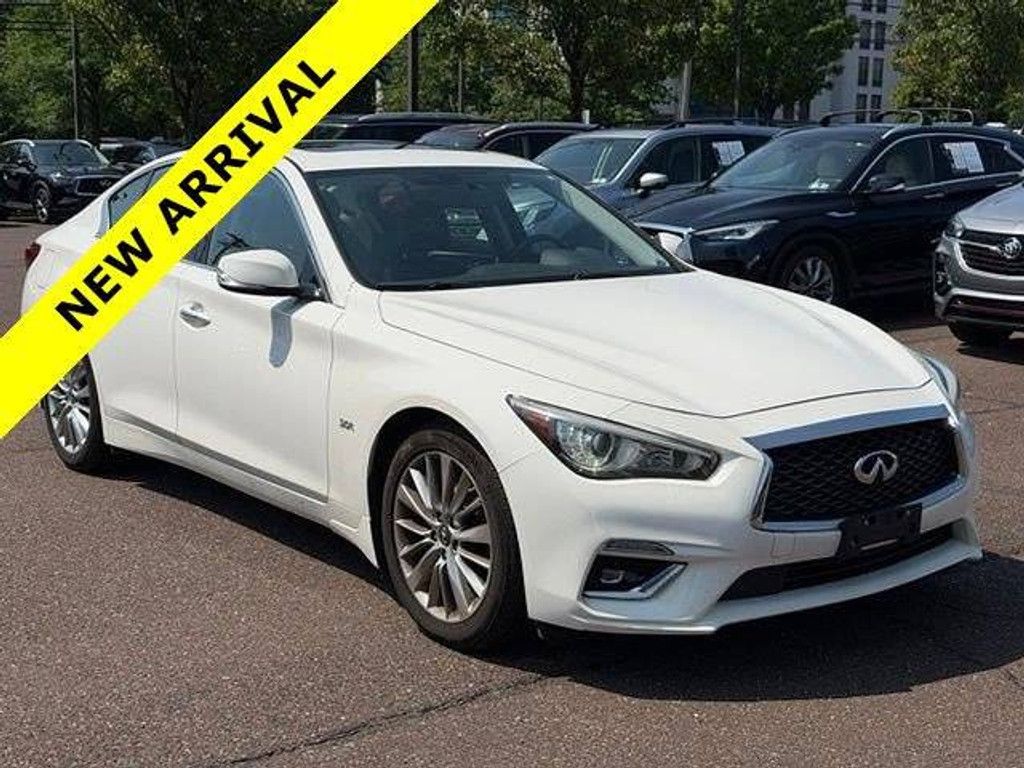 2019 Infiniti Q50 30T Luxe