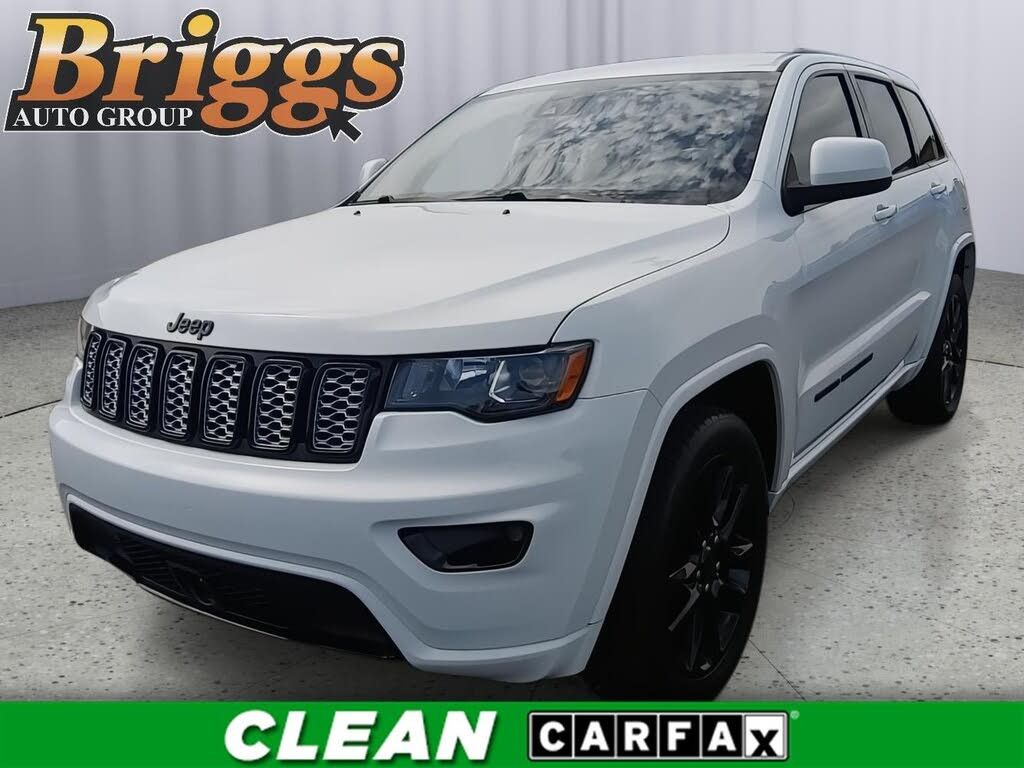 2020 Jeep Grand Cherokee Laredo
