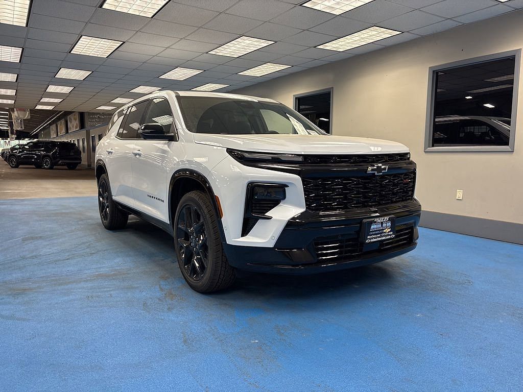 2026 CHEVROLET Traverse - main photo