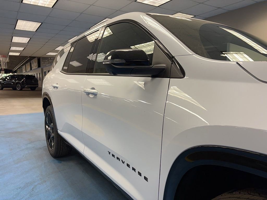 2026 CHEVROLET Traverse - photo 4