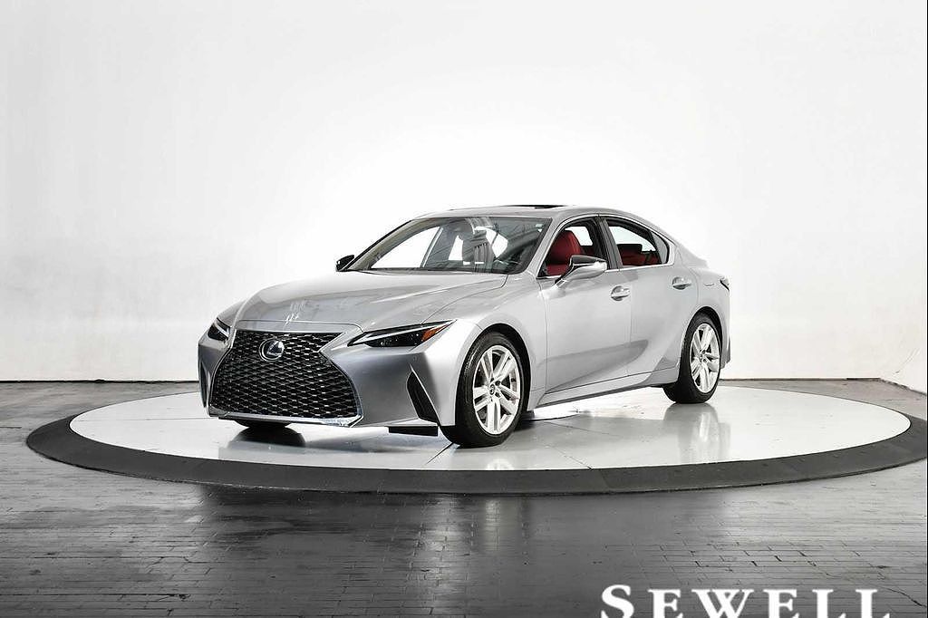 2023 Lexus IS 300 Comfort