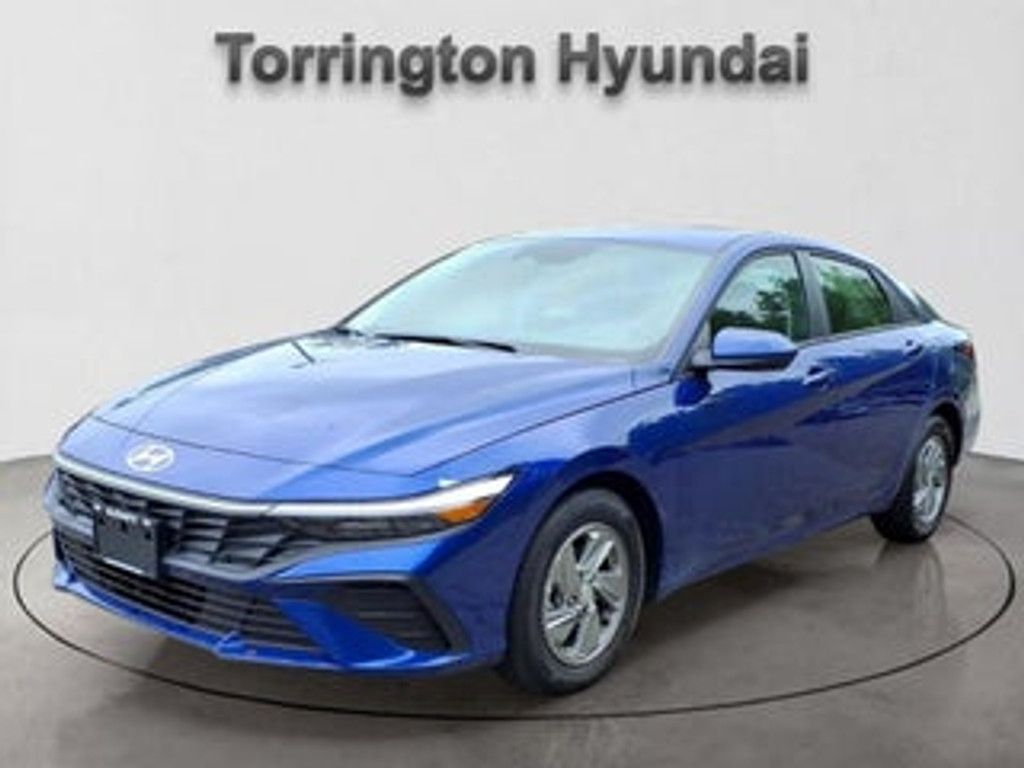 2026 Hyundai Elantra SE