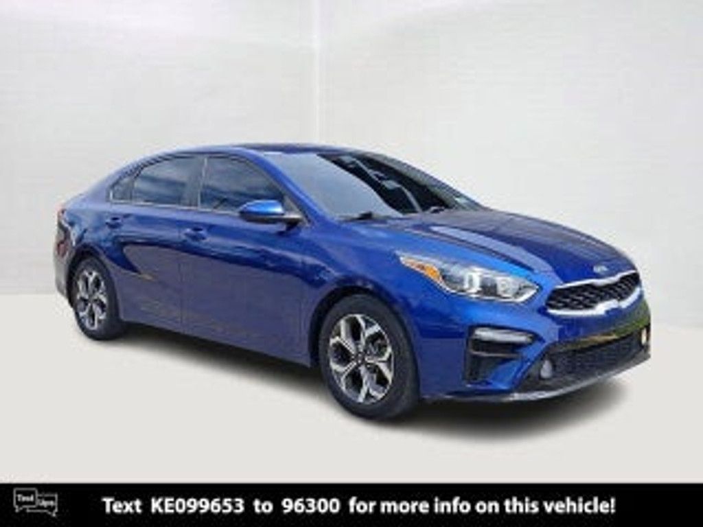 2017 Kia Forte LX Base