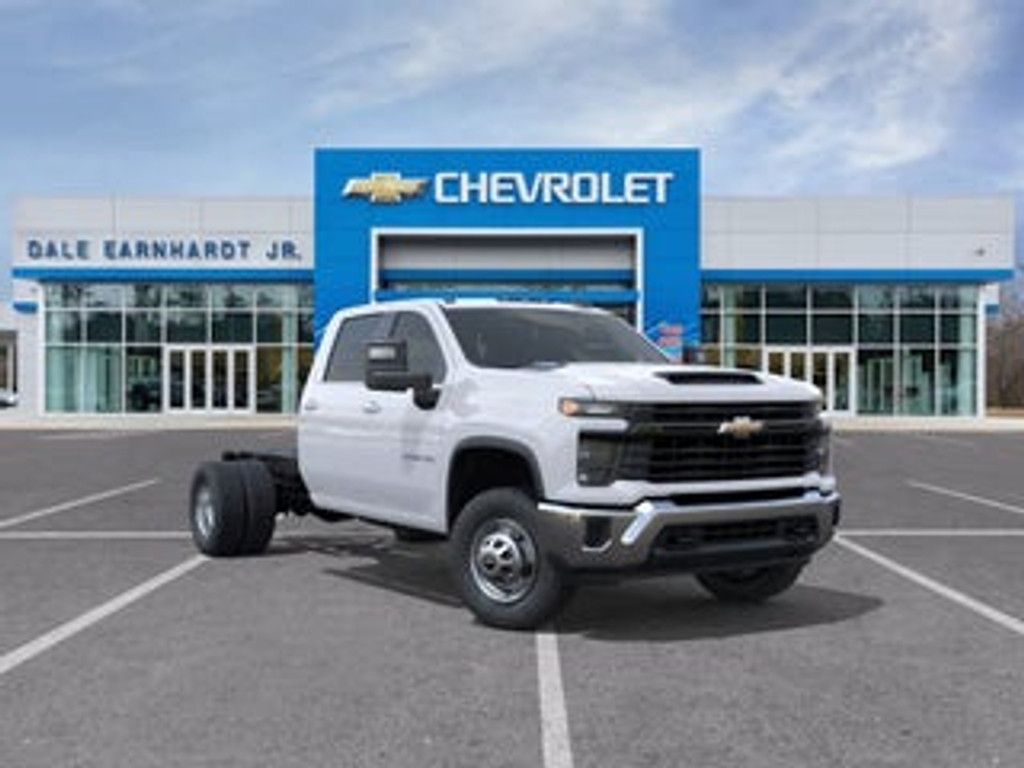 2026 Chevrolet Silverado HD Work Truck