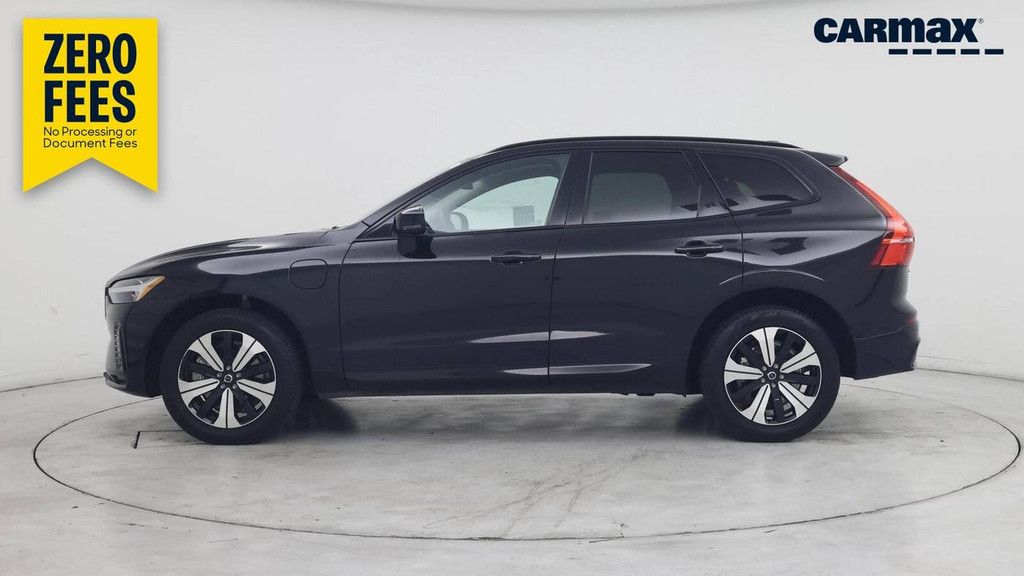 2024 Volvo XC60 Plus Dark