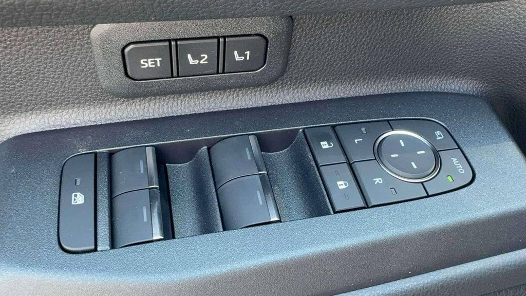 2026 TOYOTA Land Cruiser - photo 19