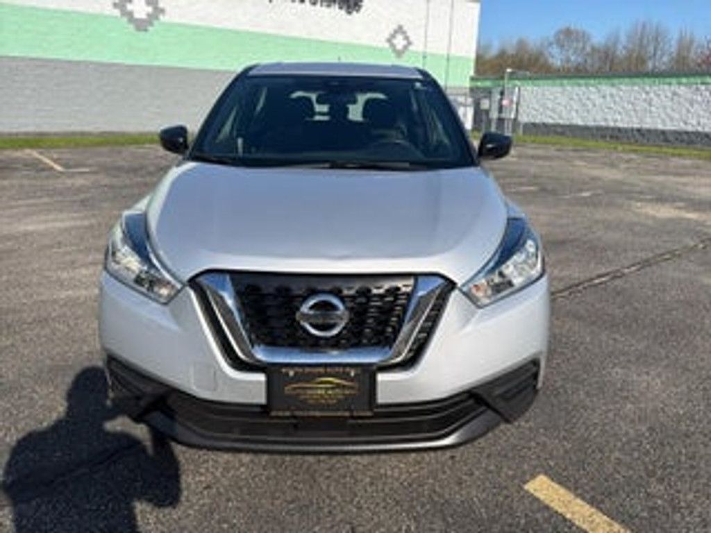 2020 Nissan Kicks SV