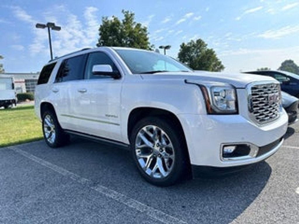 2022 GMC Yukon SLT