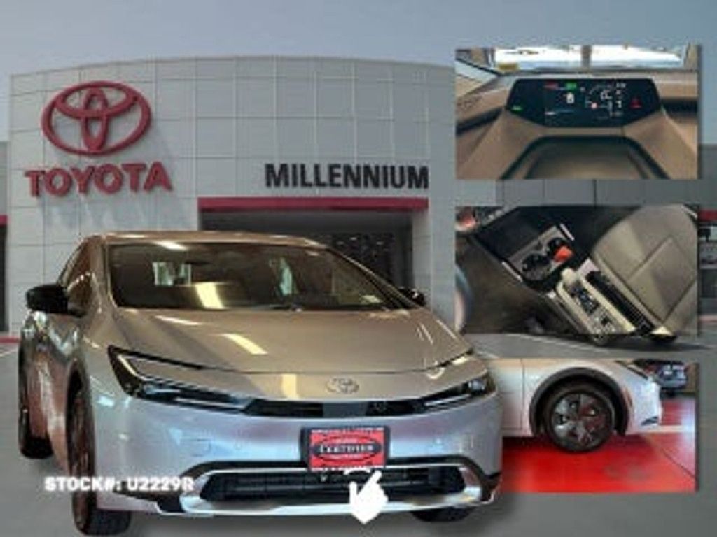 2023 TOYOTA Prius - main photo