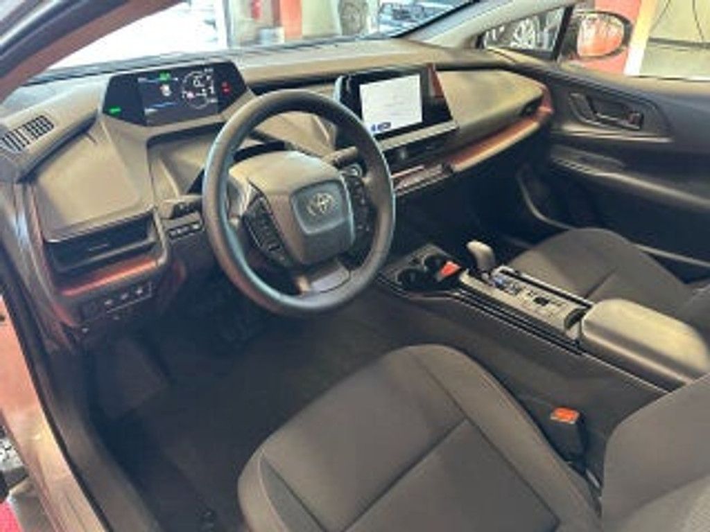 2023 TOYOTA Prius - photo 11